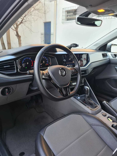 Imagem 12 de 14 de Volkswagen Polo 2019 1.0 Tsi Highline 200 Aut. 5p