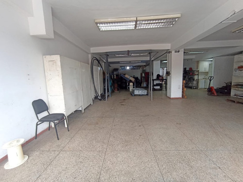 Imagen 3 de 30 de Edificio En Venta Con Local Comercias Y Apartamentos / Oficinas En Av. Libertador Barquisimeto. Cod. 23-15252 Para Mas Informacion 412-1498654 Katty Vasquez Asesor Inmobiliario Rentahouse. Negociable