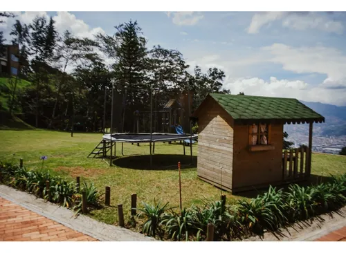 Casa En Arriendo Amoblada En Las Palmas Medellín