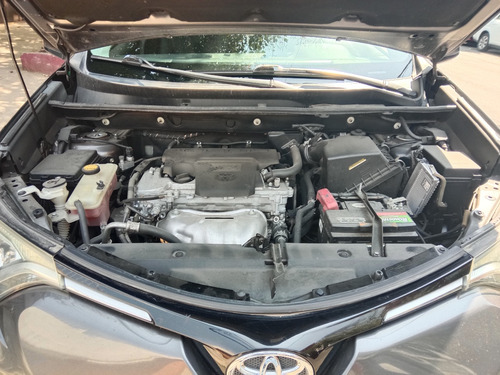 Toyota RAV4 2.5 Le At