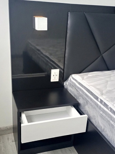 Imagen 2 de 3 de Cama Moderna Queen Size Excelsior Geometrí