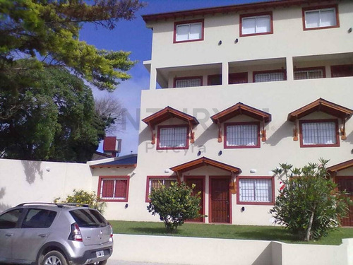 Imagen 19 de 25 de Paseo 137 E/1 Y 2 Villa Gesell, Departamento Amueblado En Venta De 2 Dormitorios