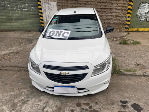 Imagen 22 de 25 de Chevrolet Onix 2019 1.4 Joy Ls