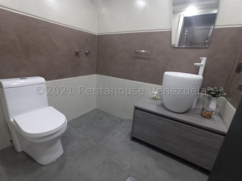 Imagen 3 de 14 de Marol Rentahouse Vende Townhouse En El Bosque Valencia 22-19164