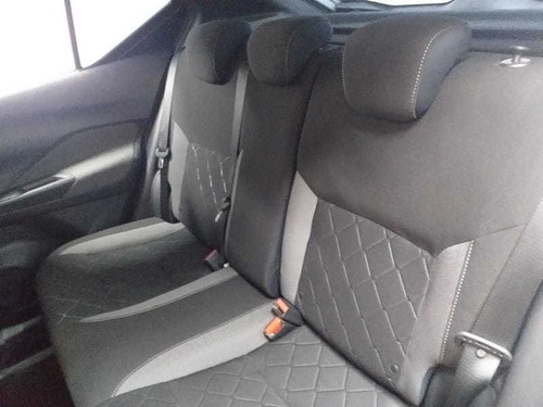 Nissan Kicks Sv Cvt