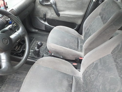 Chevrolet Corsa Sedan Millenium 1.0