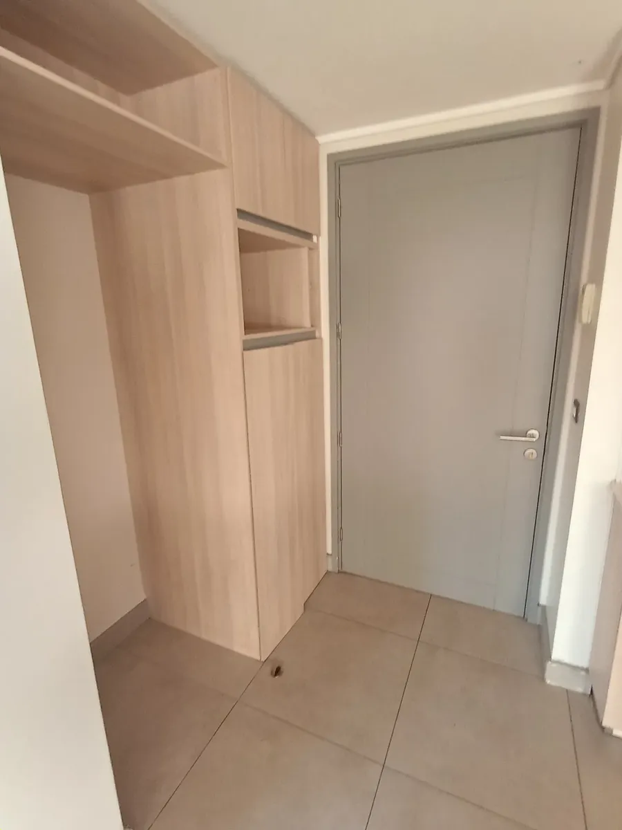 Imagen 5 de 15 de Arriendo Depto Más Estacionamiento Y Bodega, $ 410.000