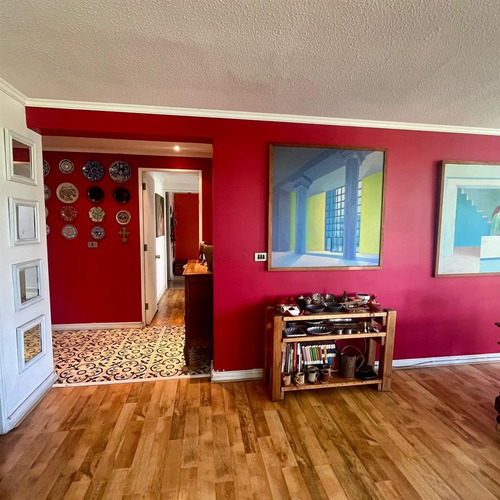 Departamento En Venta De 3 Dorm. 2 Baños En Las Condes