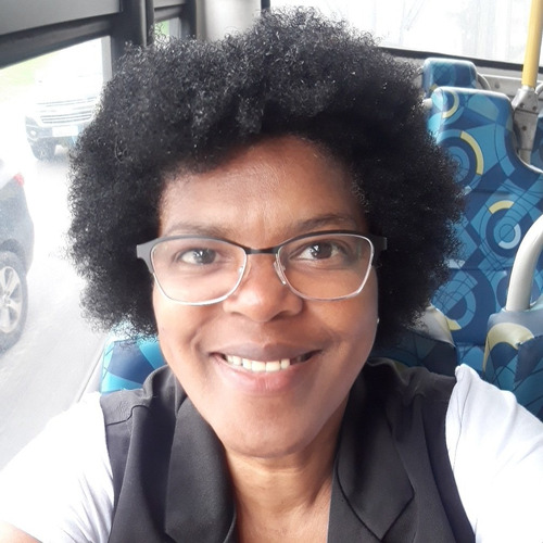 Imagem 1 de 1 de Cuidadora , Idosos E Ou Pessoas Solitárias