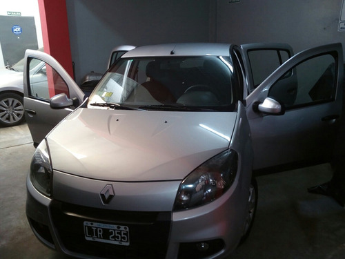 Renault Sandero Confort 1,6 16 V