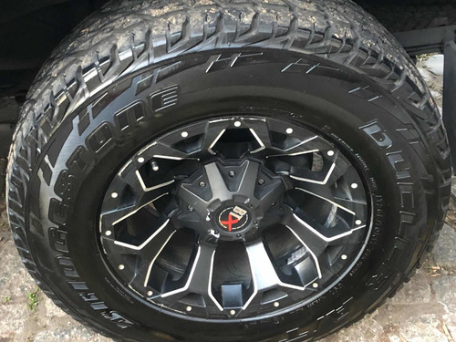 Imagen 5 de 5 de Toyota Hilux 2.8 Cd Srv 177cv 4x4 2017
