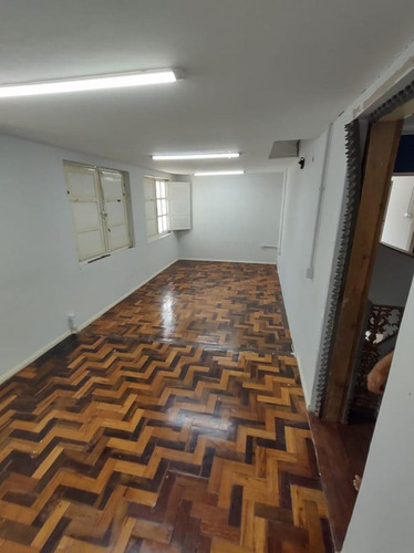 Área Comercial, 450 M2, 3 Garagens.