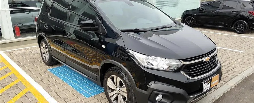 Spin 1.8 Activ 8v Flex 4p Automático