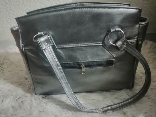 Imagen 1 de 3 de Bolsa Para Dama Gris Damasco