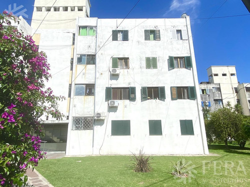 Imagen 4 de 15 de Venta De Departamento 3 Ambientes En Bernal Oeste (25850)