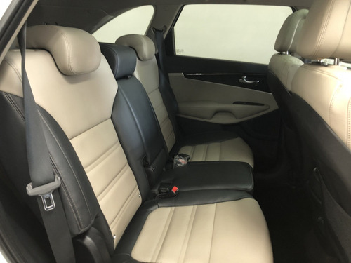 Imagem 12 de 14 de Kia Motors Sorento 2016 Gasolina