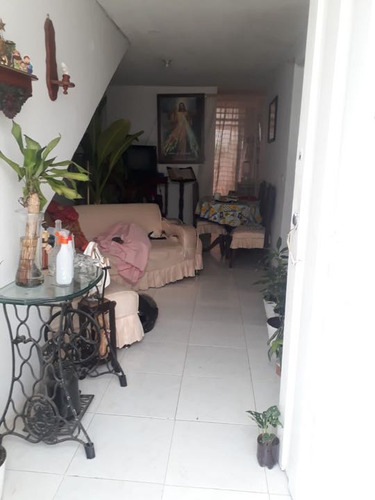 Barrio Sembrador - Casa Bifamiliar De Dos Pisos En Venta Palmira Valle