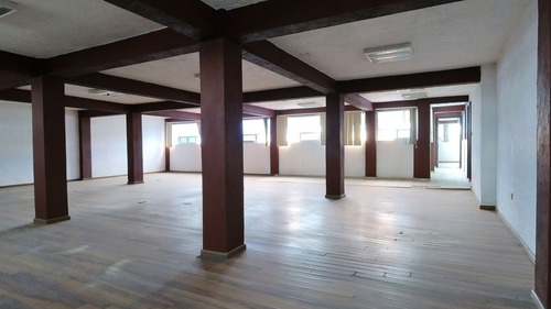 Edificio En Metepec, Cerca De Estación Del Tren Interurbano México Toluca