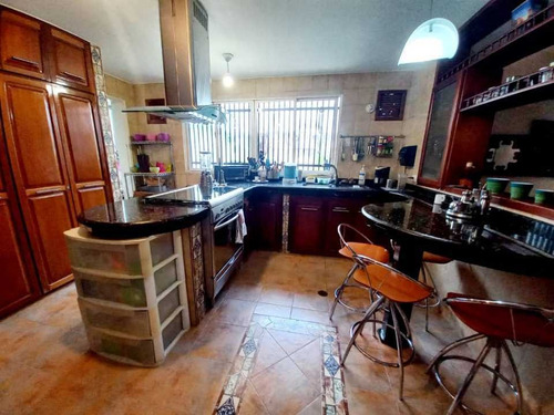 Imagen 10 de 22 de En Venta Casa En Las Chimeneas