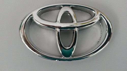 Logo Toyota De  Incrustar Parrilla Cromado