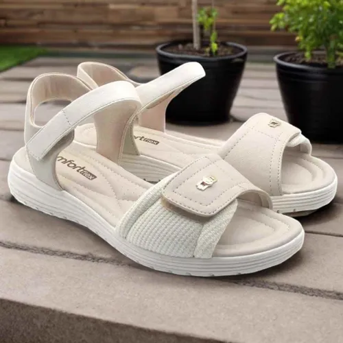 Sandalia anabela com velcro 2025