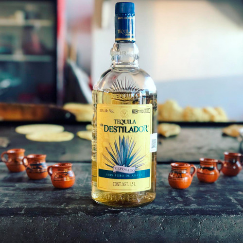Caja De 12 Tequila El Destilador Reposado 1.5 L