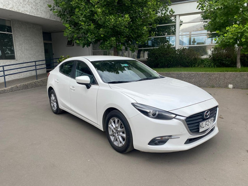 Mazda NEW 3 V