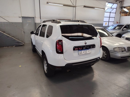 Imagen 10 de 13 de Renault Duster 2016 1.6 Ph2 4x2 Dakar 110cv