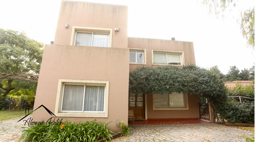 Venta De Casa De 4 Dormitorios En Barrio La Taquara, Cañuelas