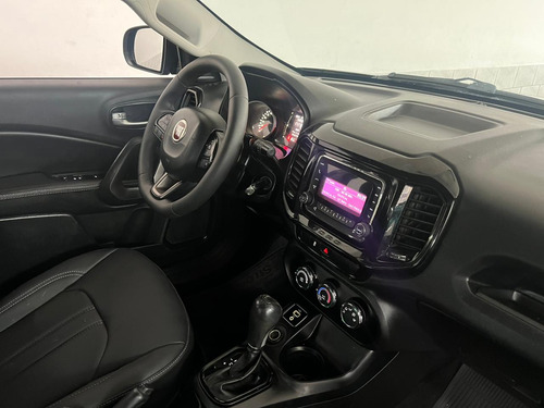 Fiat Toro 1.8 16v Freedom Flex 4x2 Aut. 4p