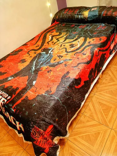 Manta Sofá Coral Oficial Stranger Things de 150X200 cm Str211026 - Koc