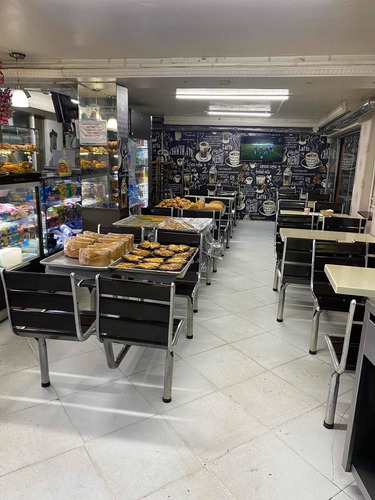 Imagen 2 de 10 de Panadería Bien Ubicada