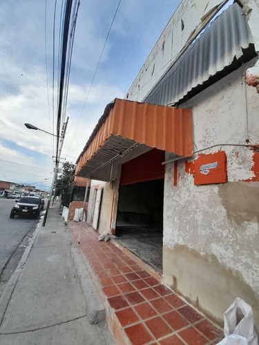 Alquiler De Local Comercial, Ubicando En  El Piñonal, Maracay-aragua.