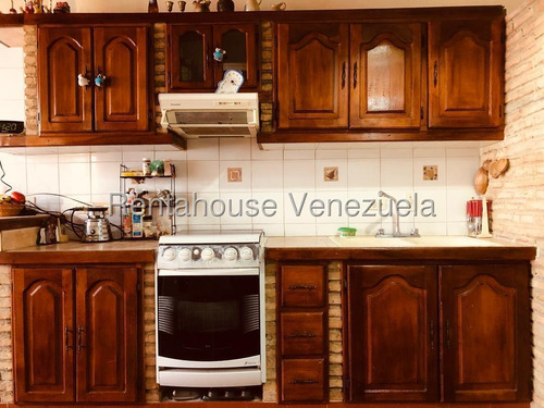 Maria E. Vende De Oportunidad !! Y En Un Lugar Fresco Y Acogedor Apartamento En Agua Viva, Lara#25-18492**