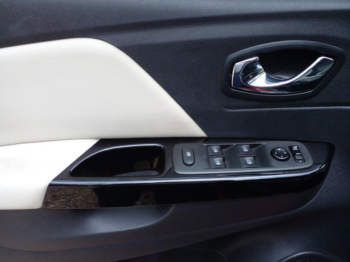 Renault Captur 2.0 Intens Automática