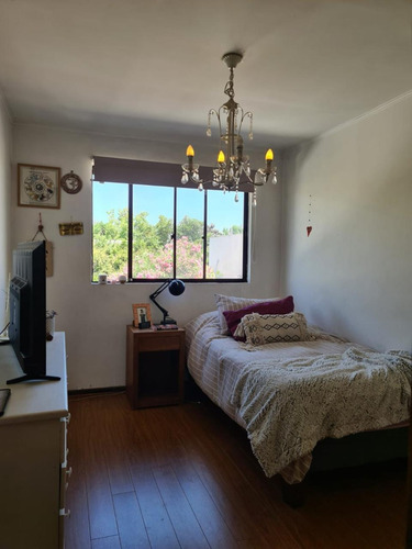 Encantadora Casa En La Reina A Pasos Metro Principe De Gales