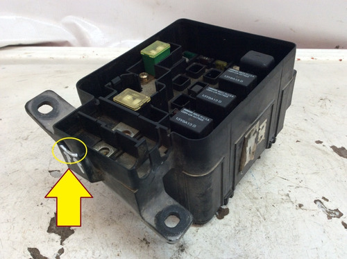 Caja Porta Fusibles 2 Detalle Honda Civic 1.6 Aut Mod 99-00