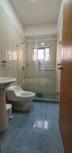Imagen 17 de 19 de La Trigaleña 160 Mts, 3 Puestos 04144238867