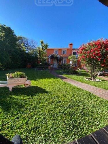 Imagen 2 de 14 de Casa Chalet En Venta Ubicado En Las Delicias 3 Dormitorios Playa Mansa, Punta Del Este, Punta Del Este / Maldonado