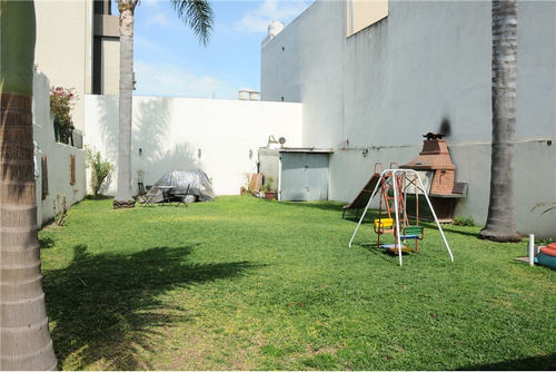 Imagen 3 de 30 de Casa Lote Propio 10 X 40 Parque, Parrilla Cochera