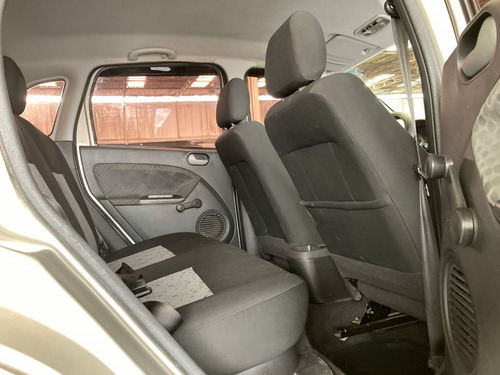 Ford Fiesta 1.6 MPI CLASS HATCH 8V FLEX 4P MANUAL
