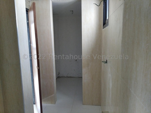 José Trivero Vende Hermosa Casa Duplex Ubicada En Cabudare