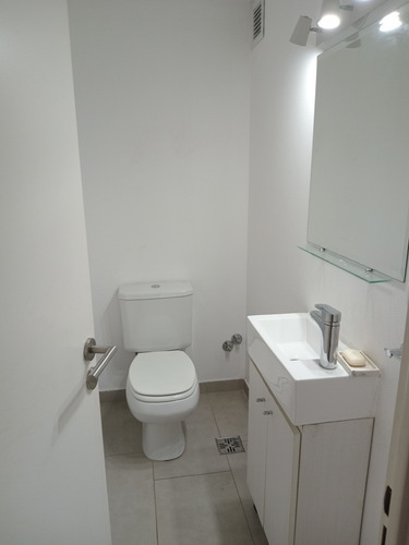 Alquilo 3 Ambientes Con Baño Y Toilette,sin Cochera