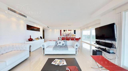 Aquarela, 4 Suites, Toilette, Piso Alto, 4 Cocheras