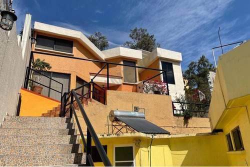 Casa En Condominio En Colina Del Sur Con Gran Vista En Vent