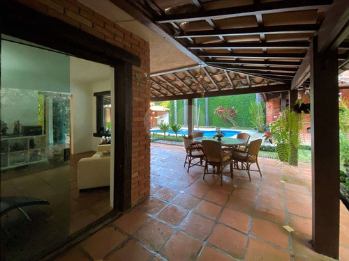 Imagem 23 de 30 de Casa Em Condomínio, 3 Dorm (1ste) Casa Rústica Linda, 2 Lareiras, Piscina, Gourmet! - Reo580066