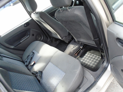 Ford Fiesta 1.0 Mpi Sedan 8v 2007