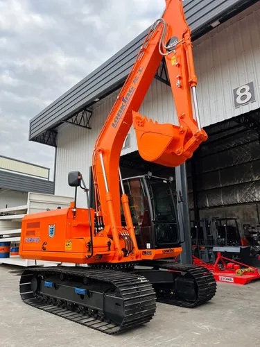 Excavadora Lonking Cdm6135 14tn, Balde 0.56m3, Cummins Antic