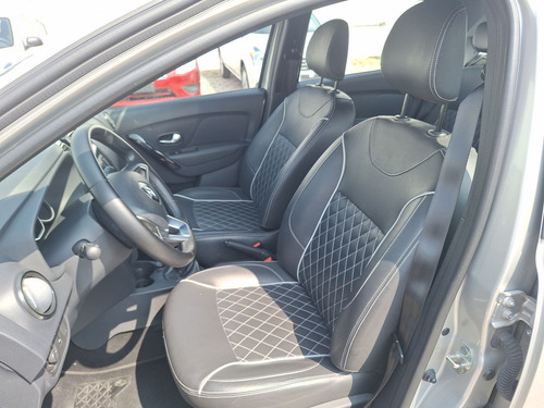 Renault Logan 4p Intens L4/1.6 Aut