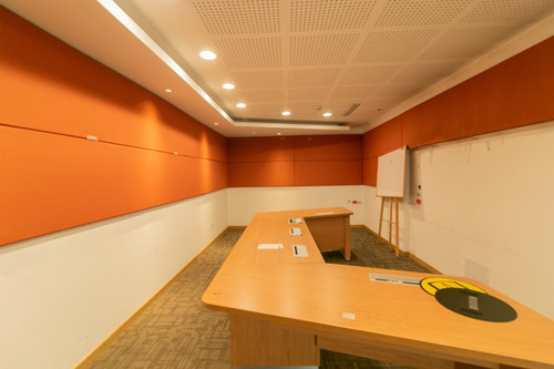 Oficina En Arriendo En Centro Internacional. Cod A1094008